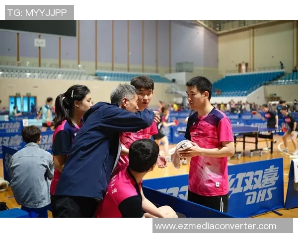 南京乒乓球队在世锦赛中的团队协作表现分析与点评