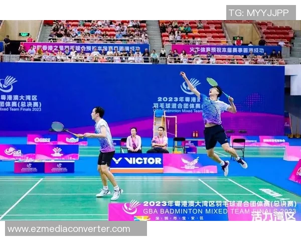 南京羽毛球队与深圳羽毛球队实力对比赛后分析与总结 南京羽毛球队与深圳羽毛球队实力对比赛后分析与总结