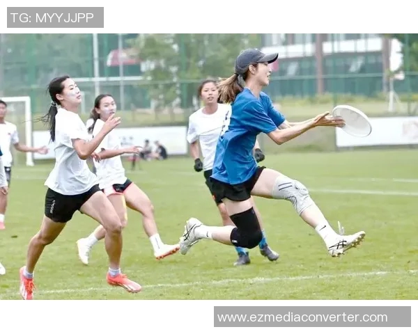 成都足球队在邀请赛中的实力表现分析与未来展望 成都足球队在邀请赛中的实力表现分析与未来展望