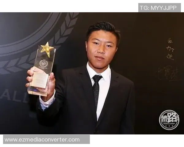 足球明星格姆的职业生涯与成就全解析 足球明星格姆的职业生涯与成就全解析